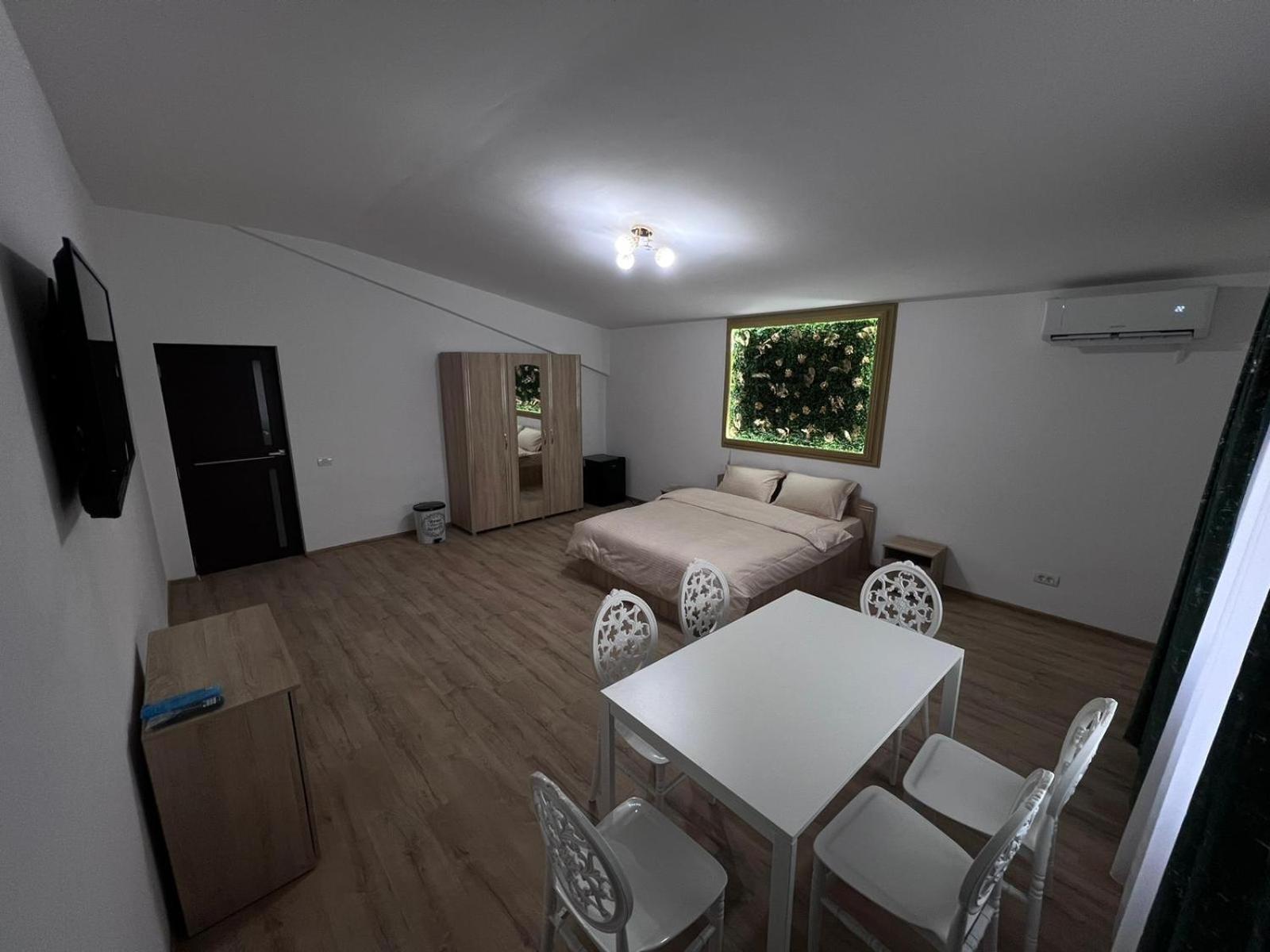 Casa Privata Airport Bucharest Therme Bucharest Balotesti Exteriör bild