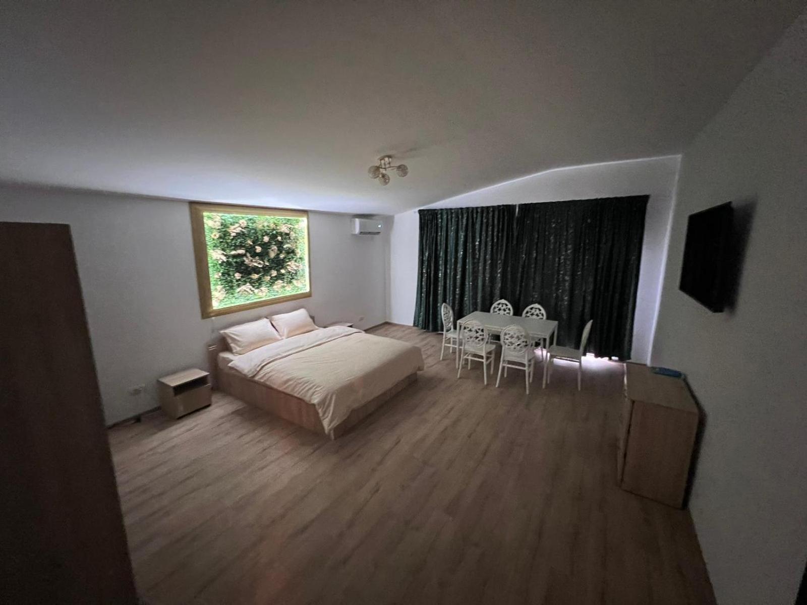 Casa Privata Airport Bucharest Therme Bucharest Balotesti Exteriör bild